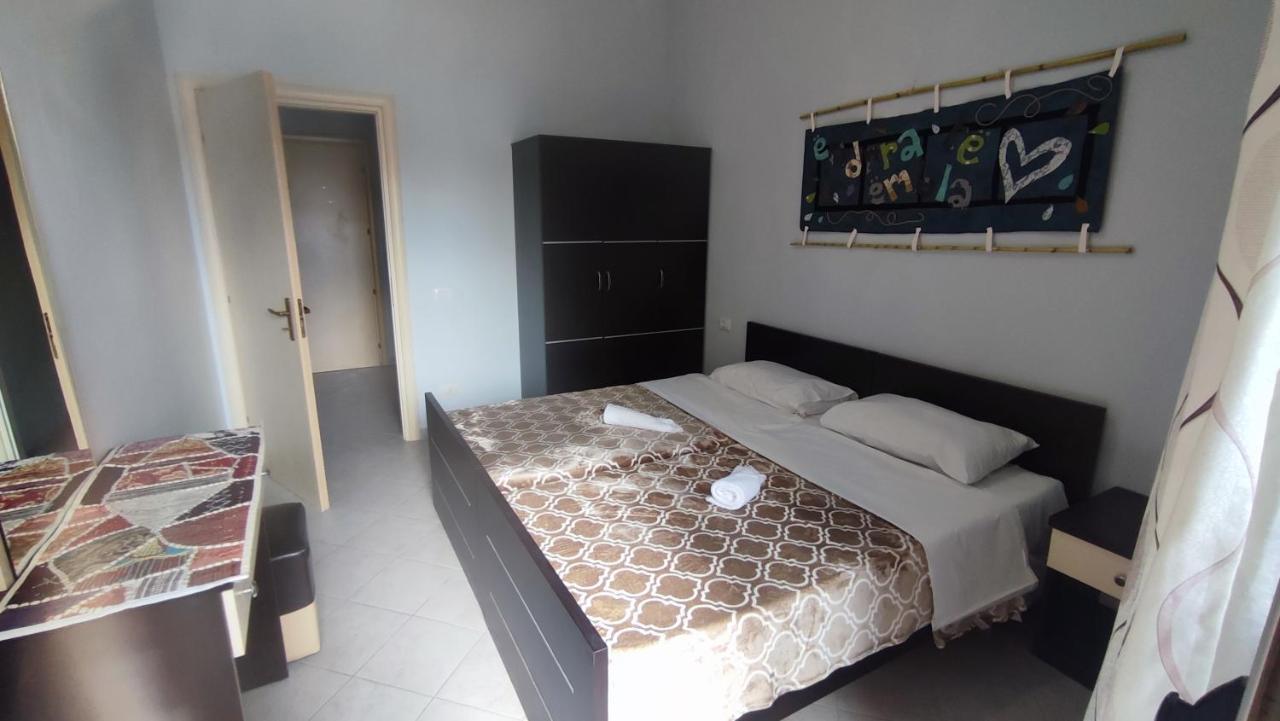 10 Apartmants Olimpia Mir Durres Exterior photo