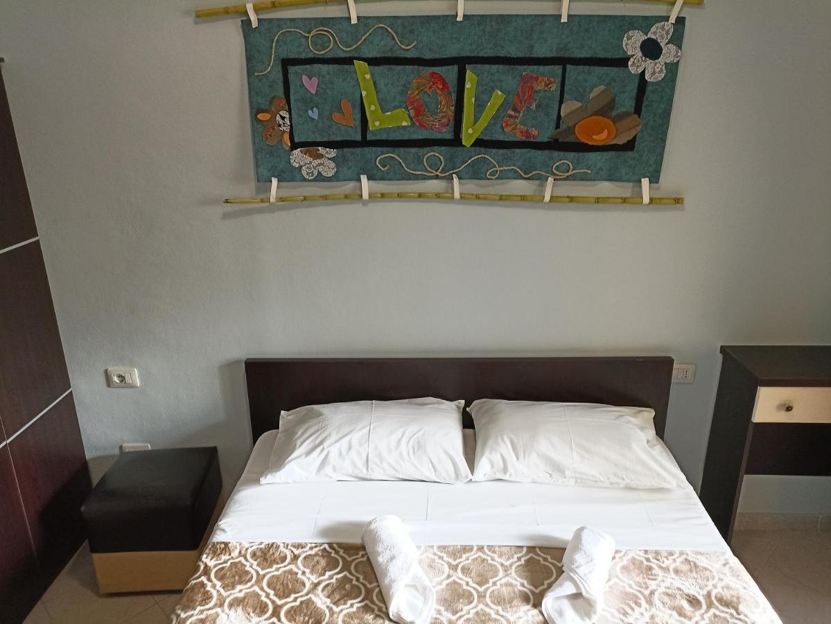 10 Apartmants Olimpia Mir Durres Exterior photo