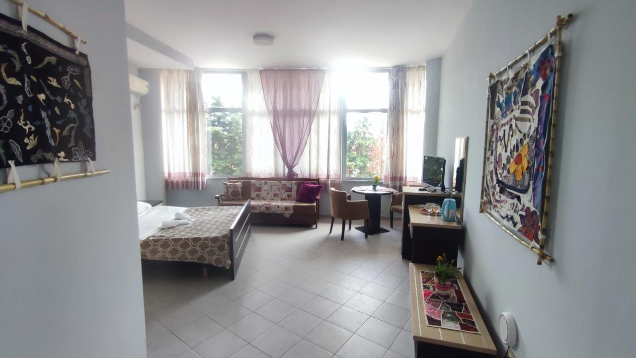 10 Apartmants Olimpia Mir Durres Exterior photo