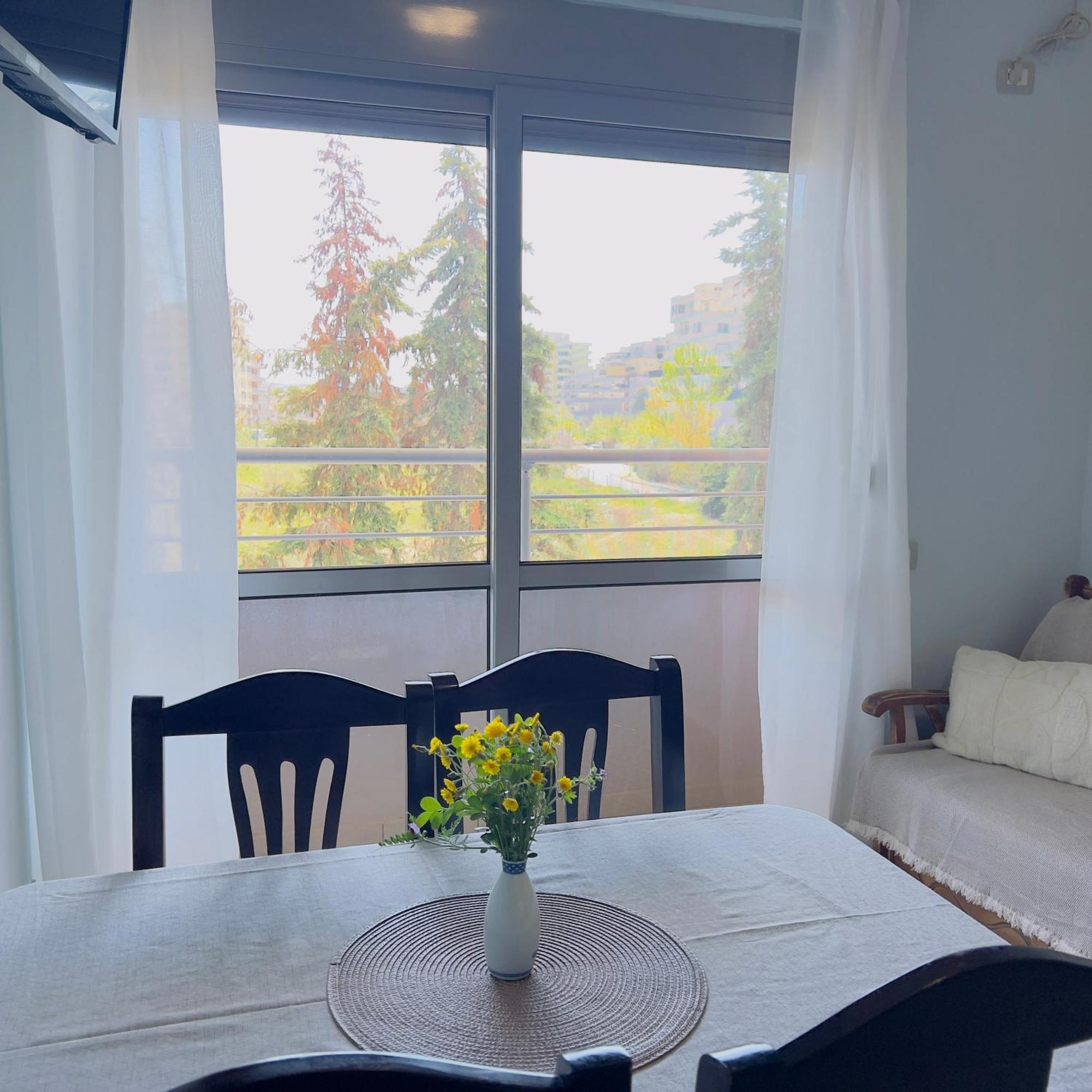 10 Apartmants Olimpia Mir Durres Exterior photo